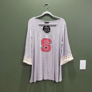 NWT Pressbox Women NCSU Tunic Top Medium Gray Tee NC State Game Fan Boho Comfy